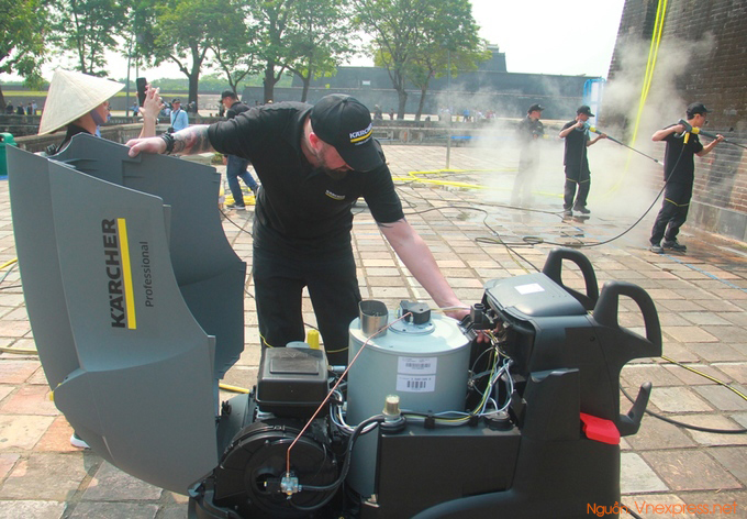 Máy xịt rửa nước nóng áp lực cao Karcher HDS 6/14 C