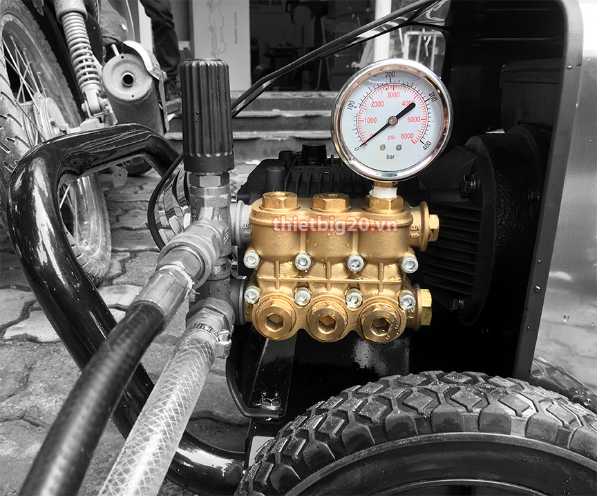 đồng hồ đo áp máy rửa xe projet P30-1510B2