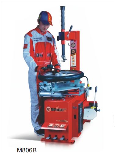 máy ra vào lốp ô tô