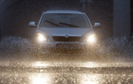 Tips chăm sóc và bảo dưỡng xe hơi trong mùa mưa