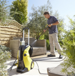 Những lưu ý khi rửa xe bằng máy phun rửa xe mini