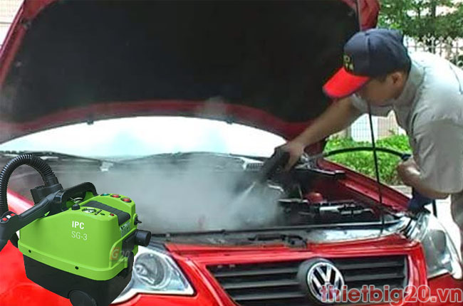 Rửa xe hơi nước nóng
